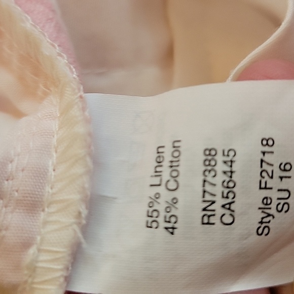 J.CREW pink and white striped shorts.  Cotton linen blend in size 4. - Picture 4 of 4